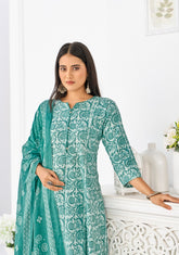 Larqi Women Pure Cotton Green 3 Pcs Set