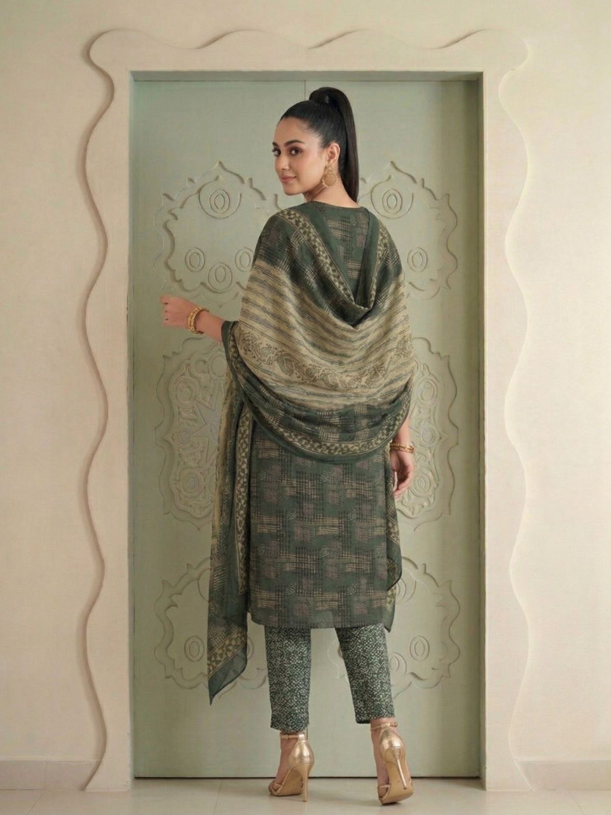 Larqi Women 3 Pcs Set