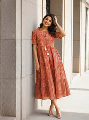Larqi Women Cotton Floral Maroon Dress
