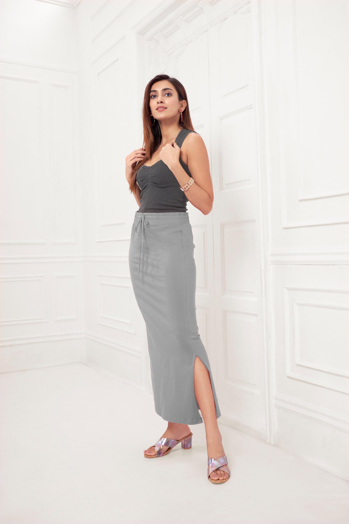 LarQi Slate Saree Shaper