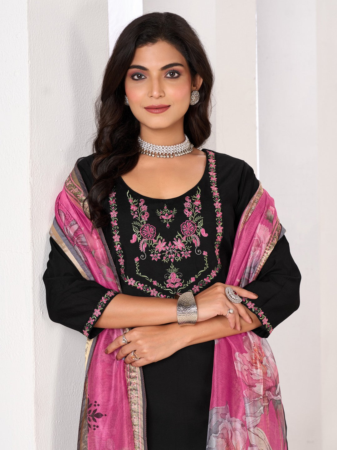 Larqi Women Chanderi Black 3 Pcs Set