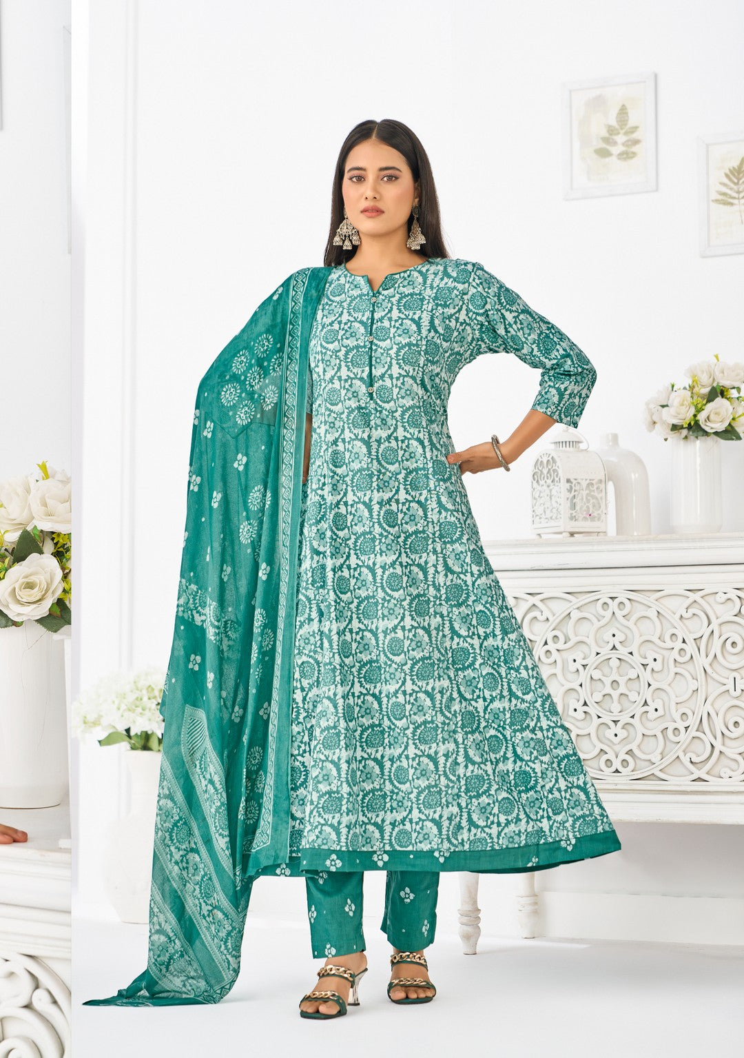 Larqi Women Pure Cotton Green 3 Pcs Set