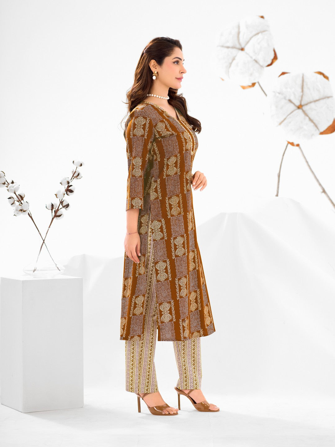 LarQi Women's Printed Pure Cotton 3-Piece Kurta Set – Round Neck