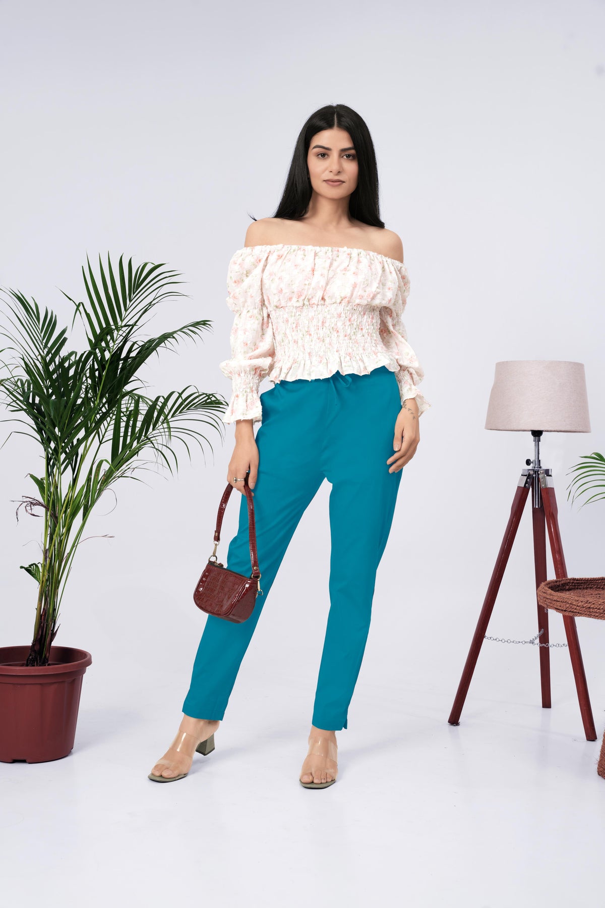 LarQi Rama Green Stretch Pants
