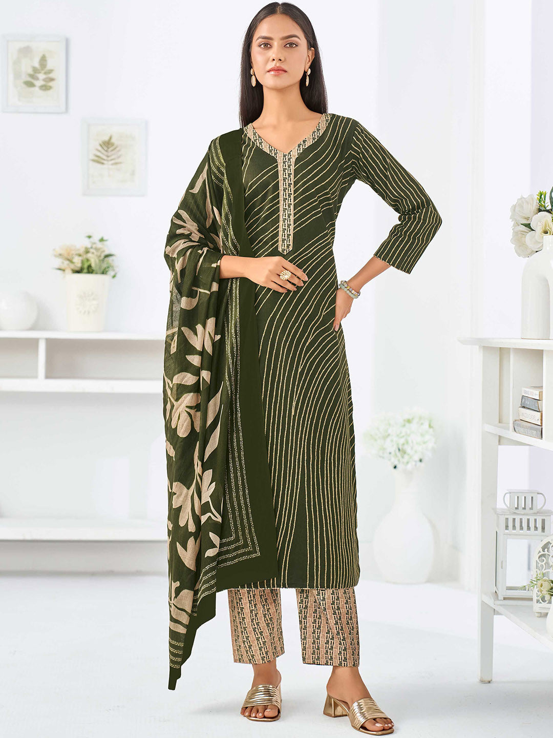 Larqi Women Pure Cotton Green 3 Pcs Set