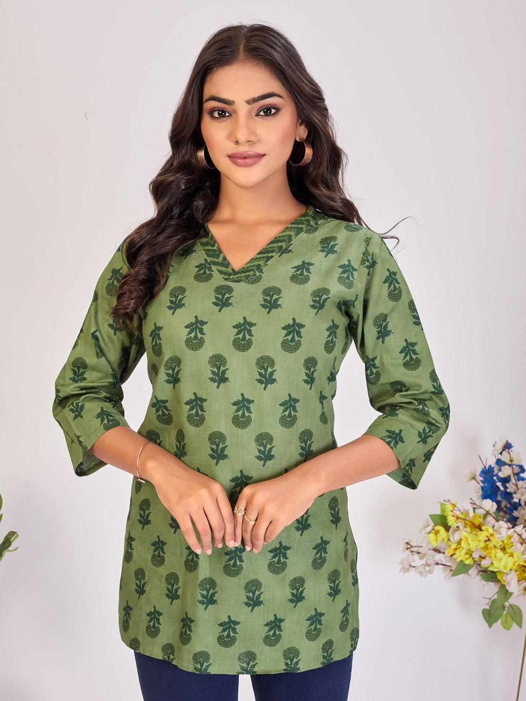 Larqi Women Pure Cotton Lime Green Tunics